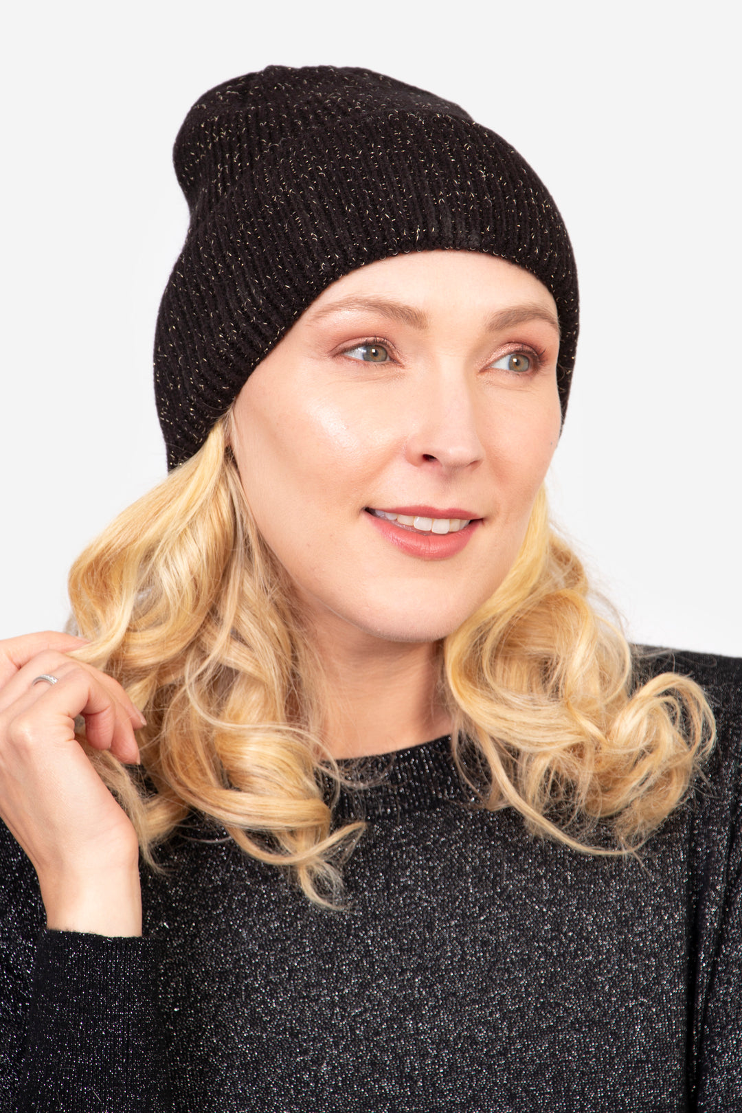 harmony-knitted-beanie-hat-black-bronze-glitter-on-model