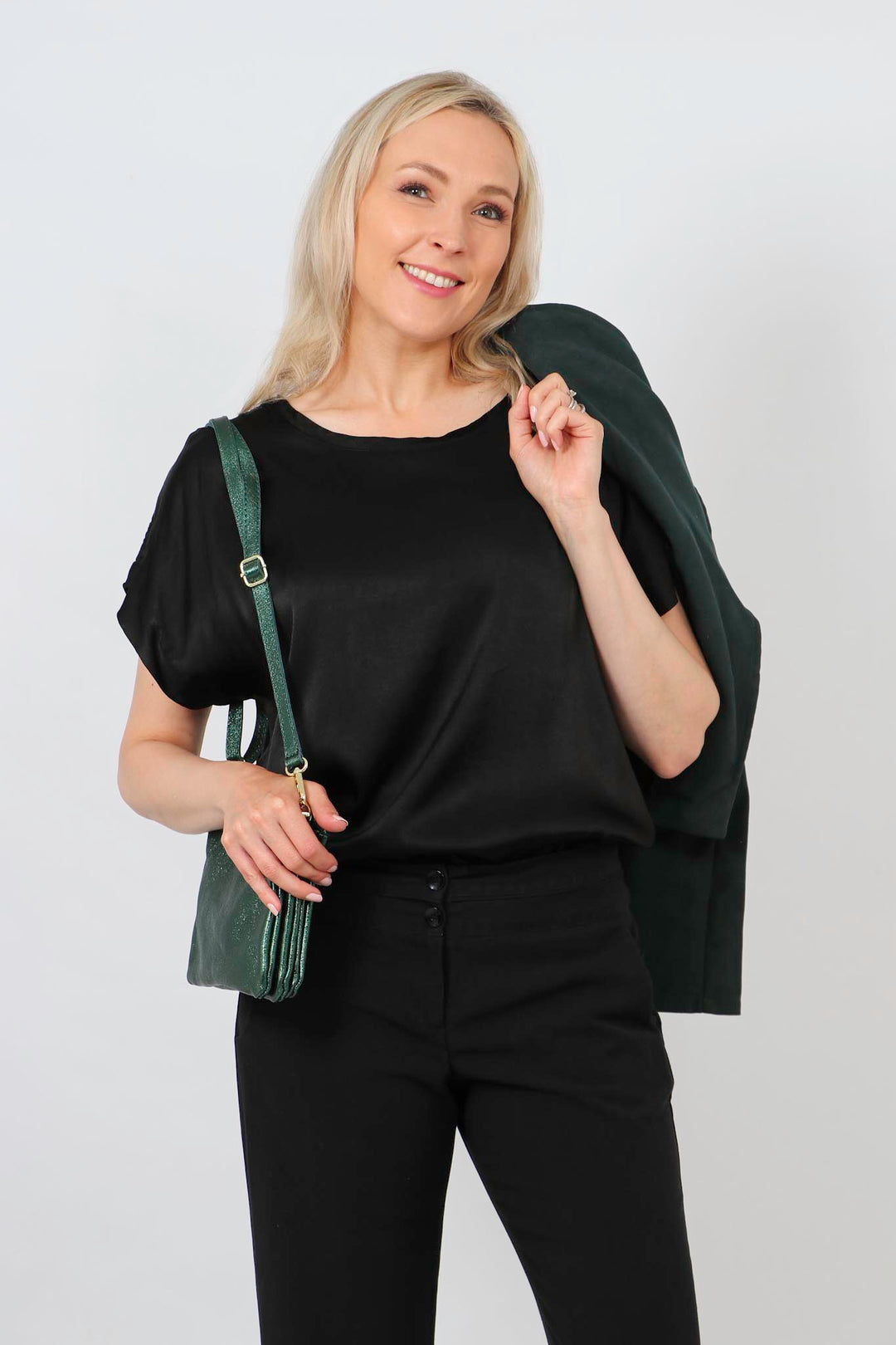 Short Sleeve Silky Box Top - Black