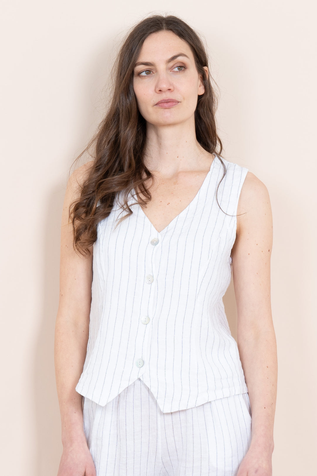 summer-italian-linen-waistcoat-white-black-jacquard-stripe-front-view-vneck