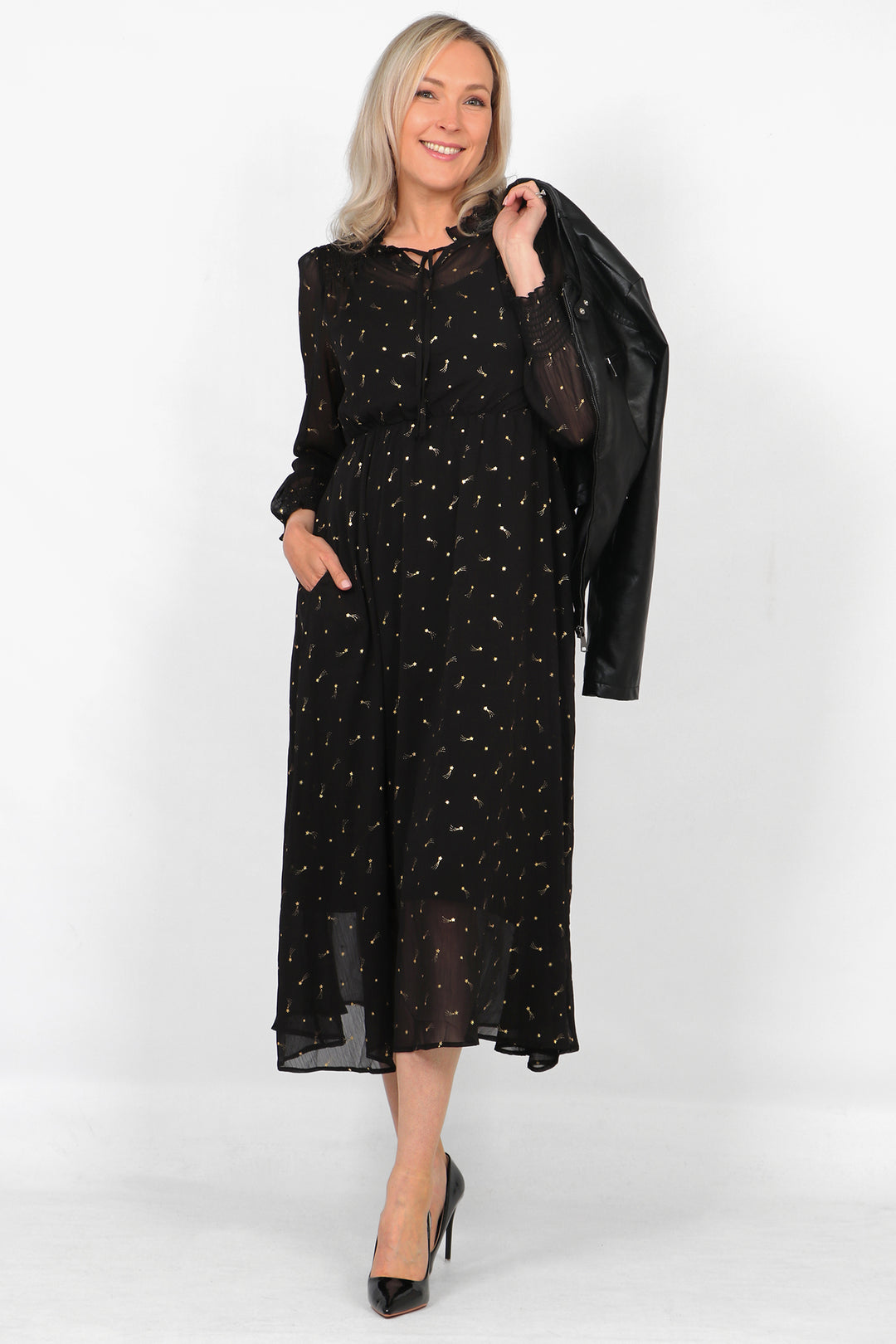 Black Shooting Star Print Shirred Shoulder Midi Dress