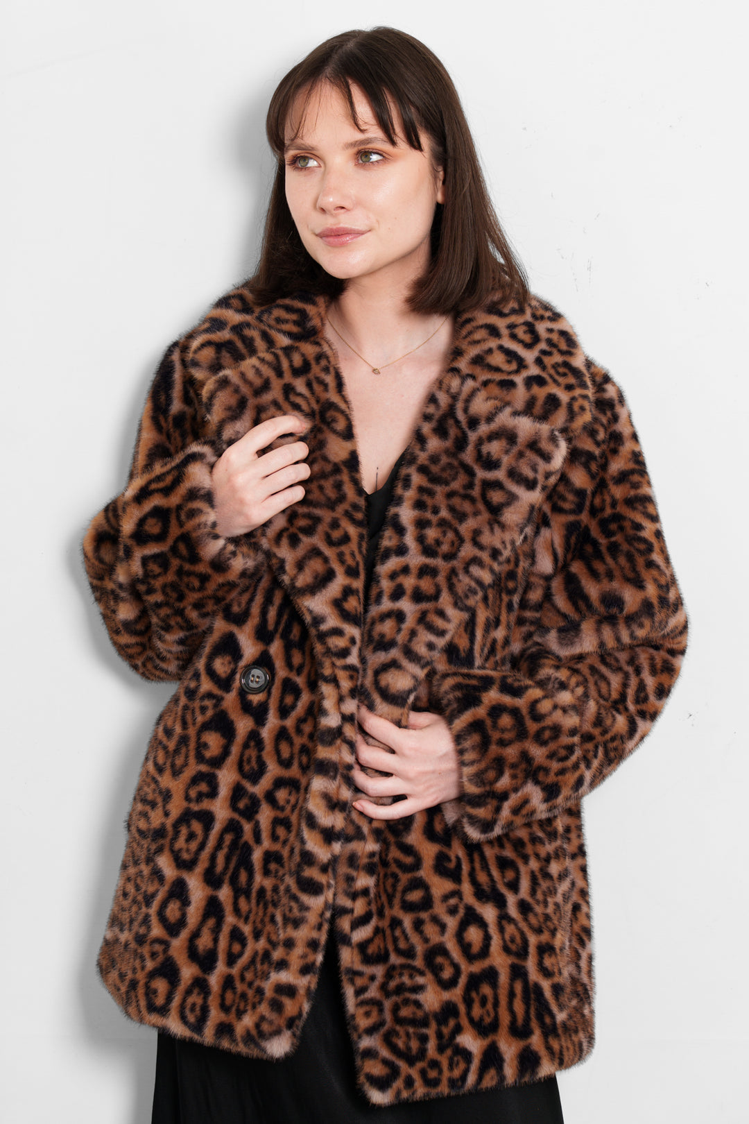 renee-mid-length-faux-fur-coat-natural-leopard-model-front-buttons