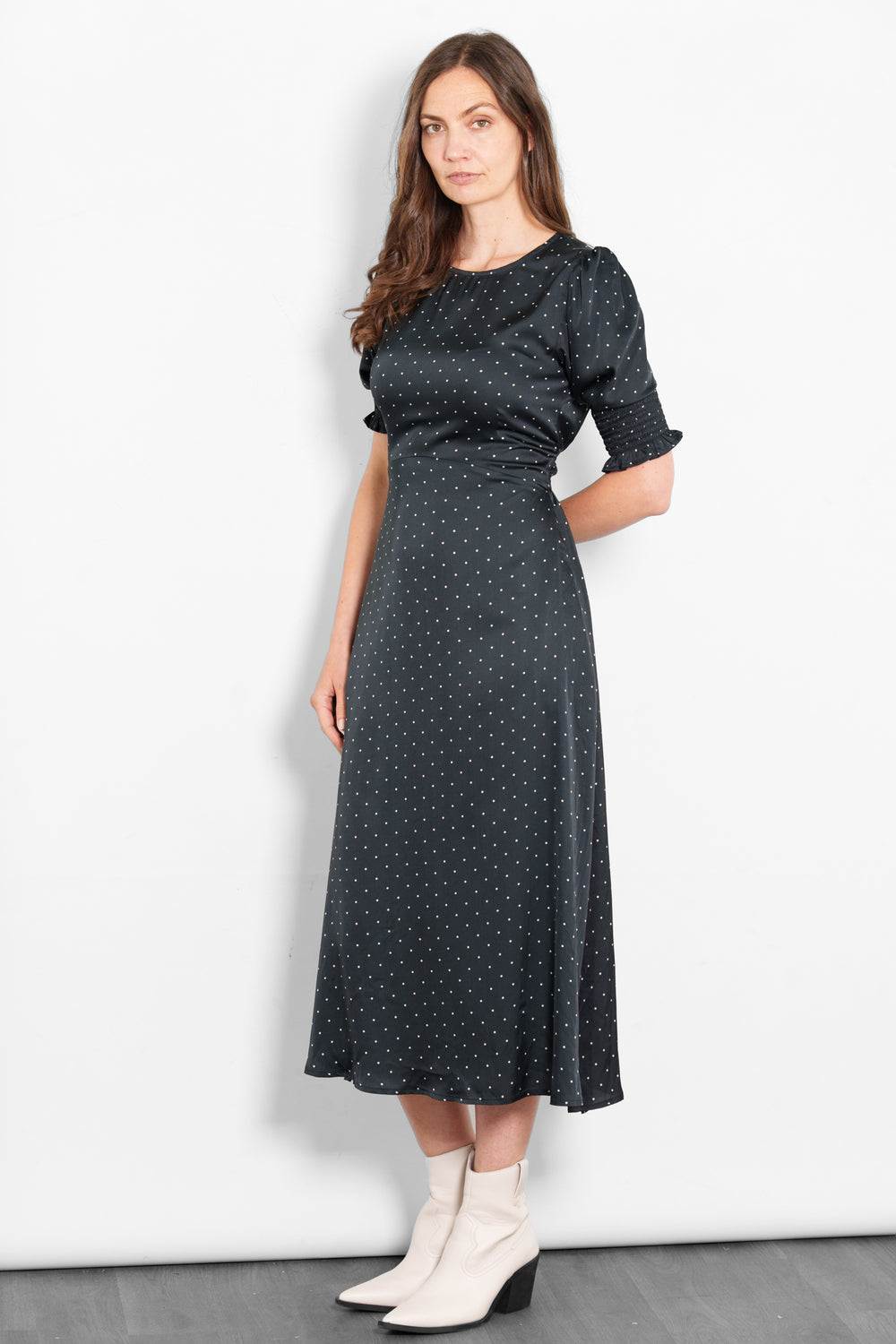 hazel-tea-dress-black-white-polka-dots-puff-sleeve