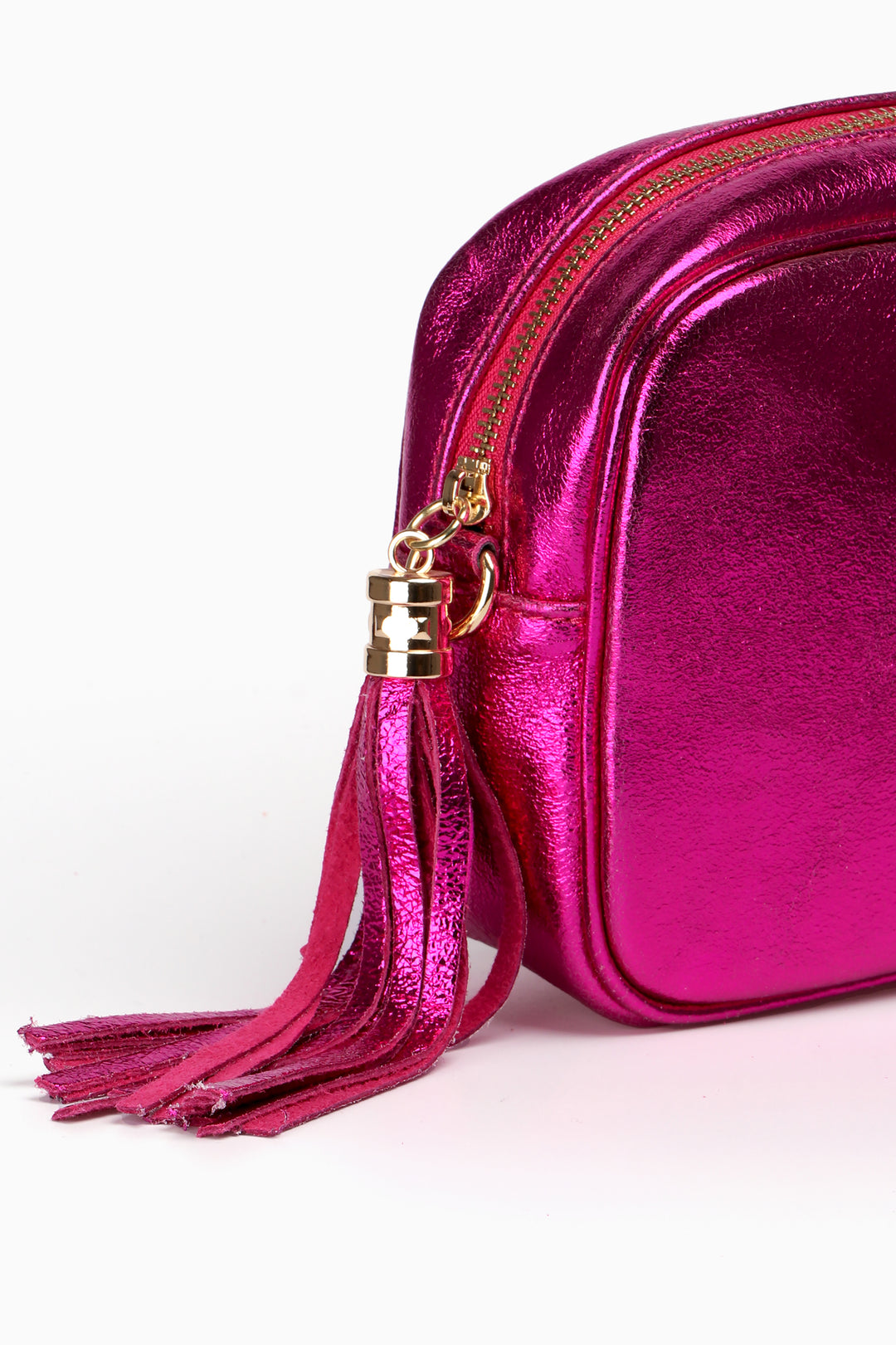 beau-italian-leather-crossbody-bag-raspberry-metallic-close-up-tassels