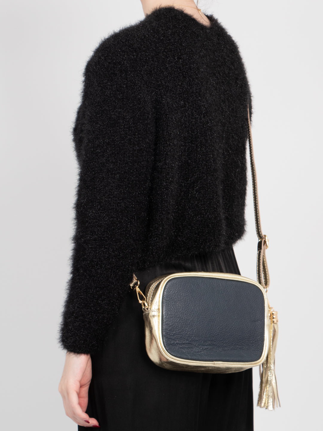 beau-italian-leather-crossbody-bag-navy-blue-gold-pebbled-worn-by-model