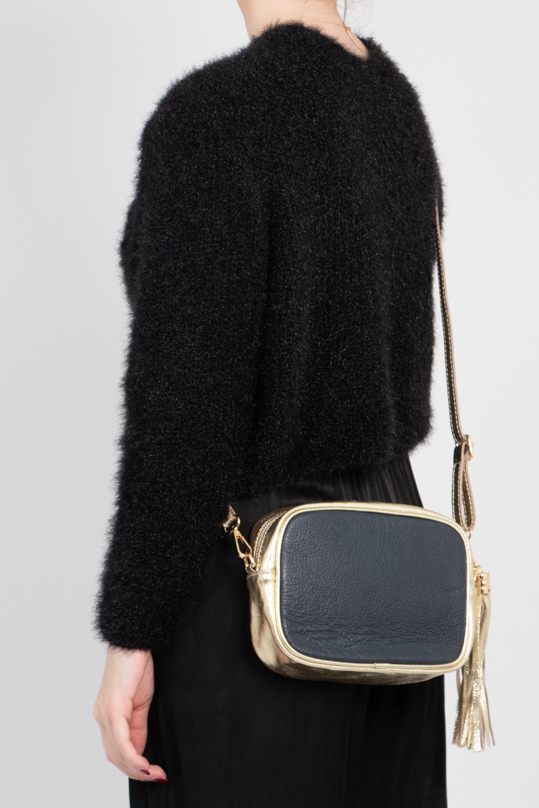 beau-italian-leather-crossbody-bag-navy-blue-gold-pebbled-worn-by-model