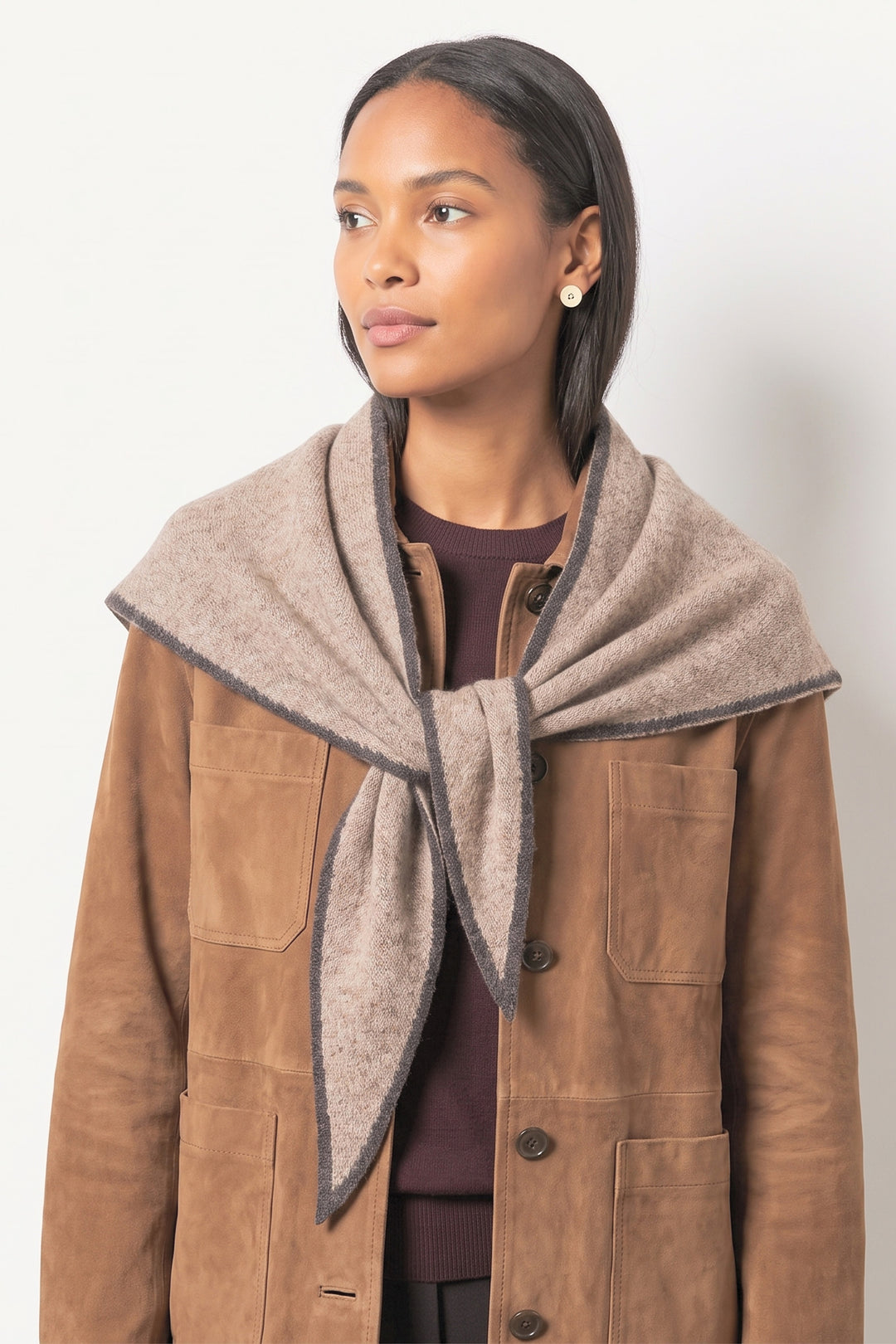 Contrast-Trim-Triangle-Heavyweight-Scarf-in-Beige/Brown