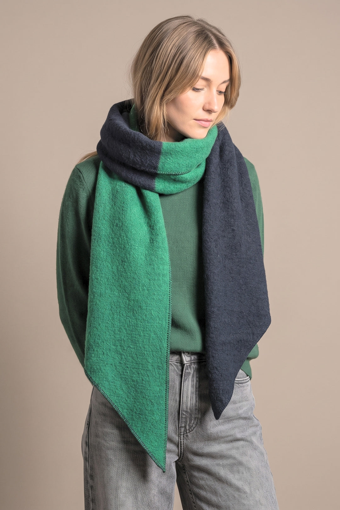 black-green-two-tone-colourblock-asymmetrical-heavyweight-scarf