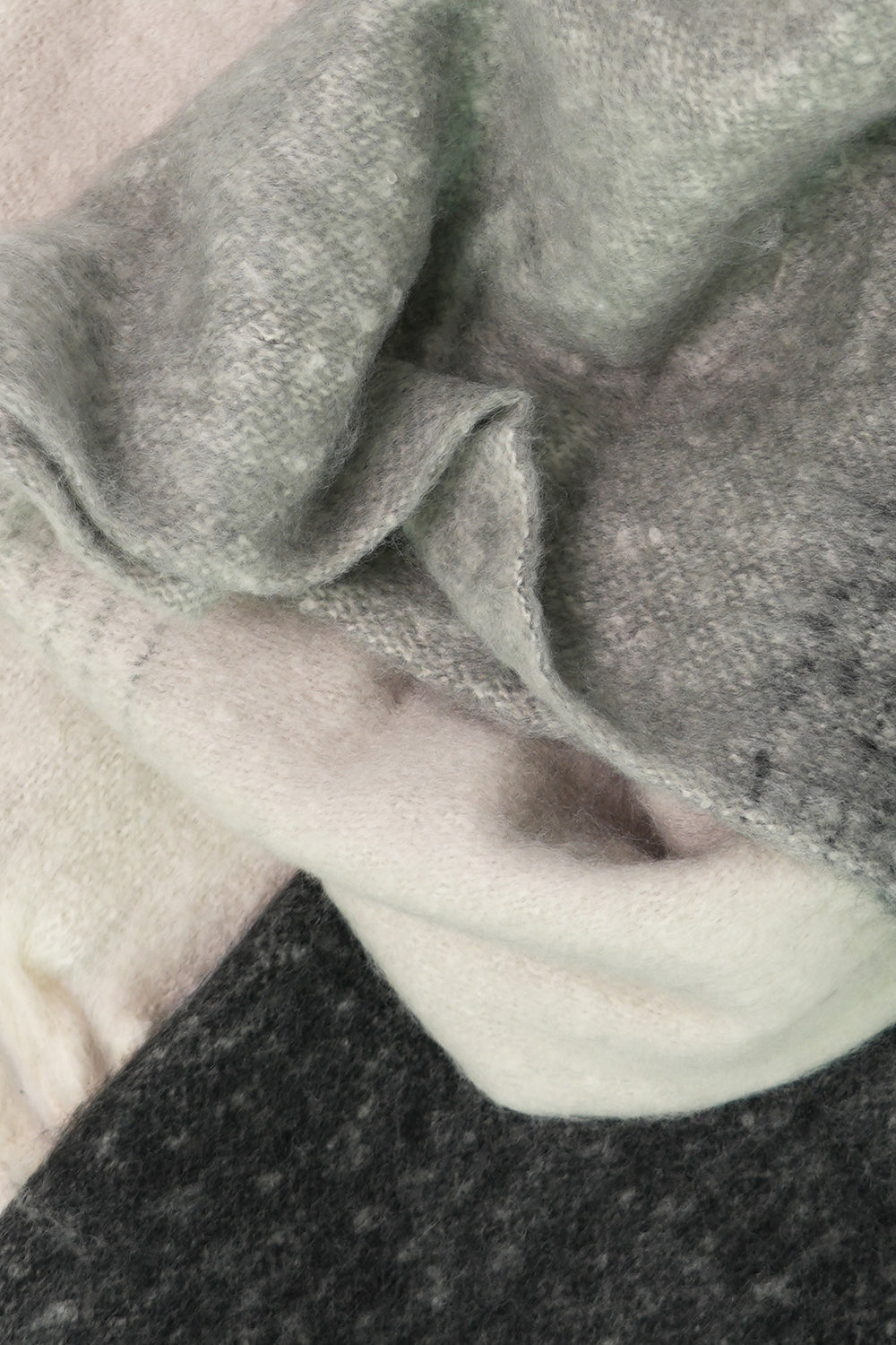 ana-grey-colour-block-heavyweight-scarf-close-up