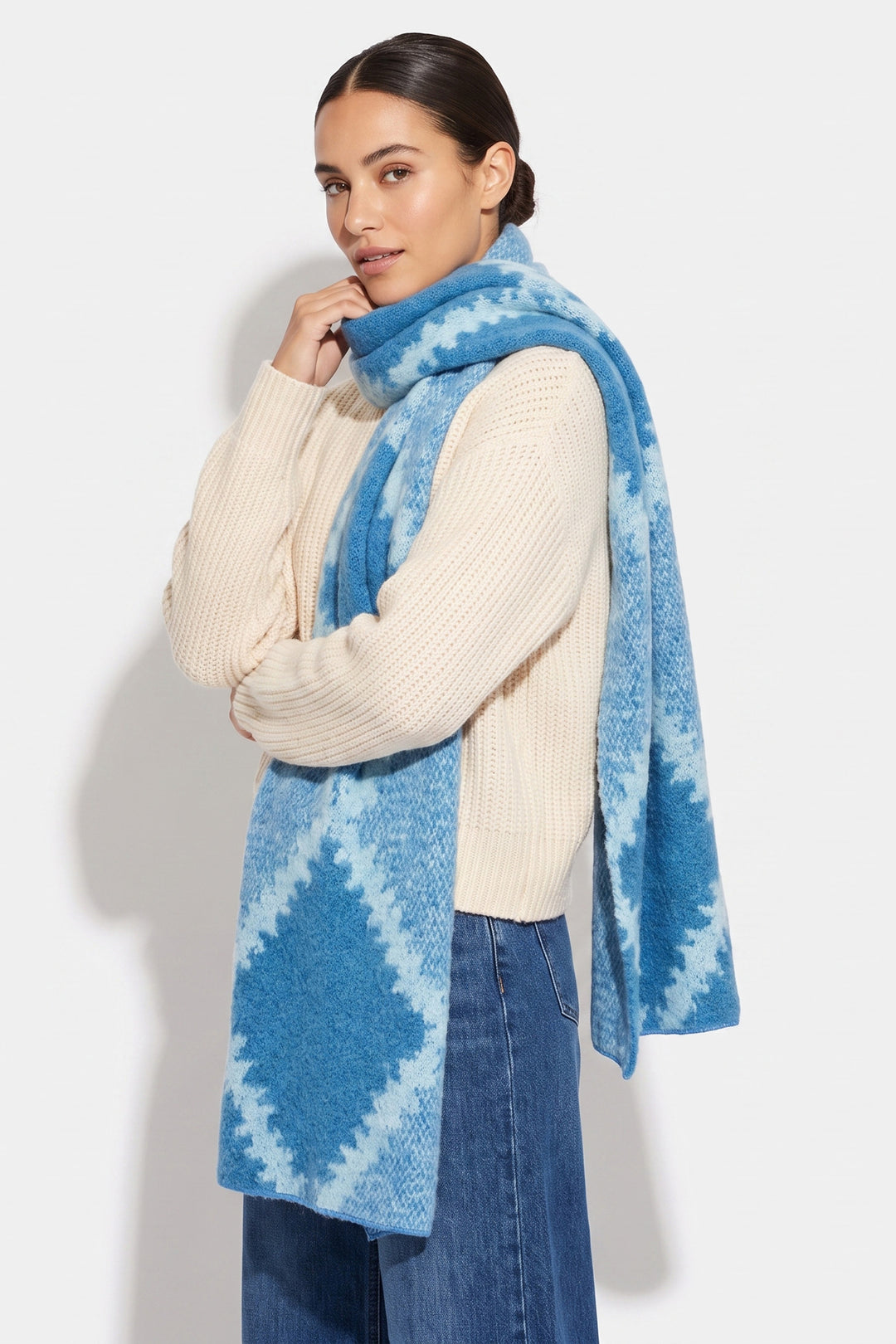 blue-crosshatch-heavweight-scarf