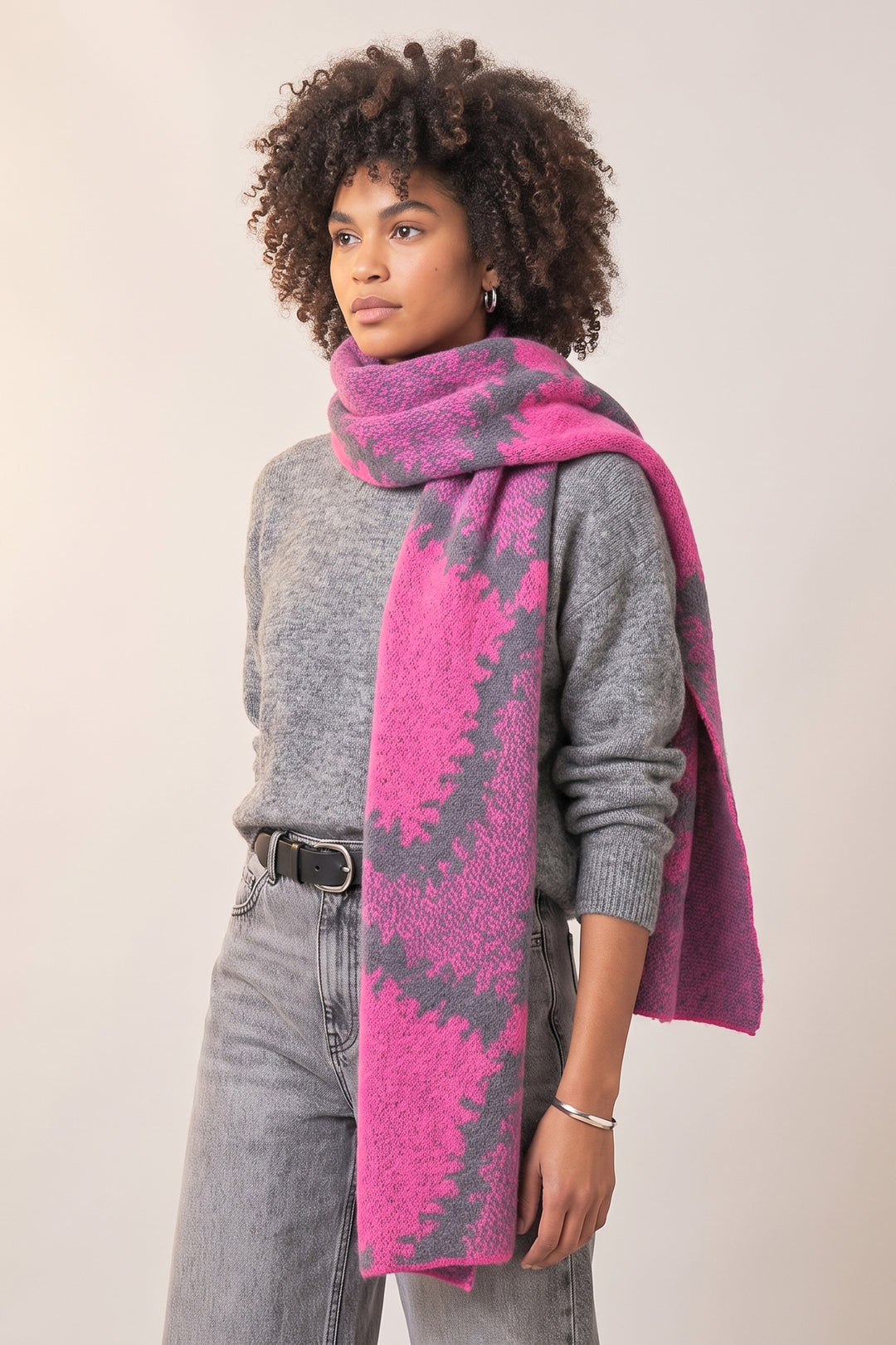 fuchsia-heavweight-crosshatchprint-scarf