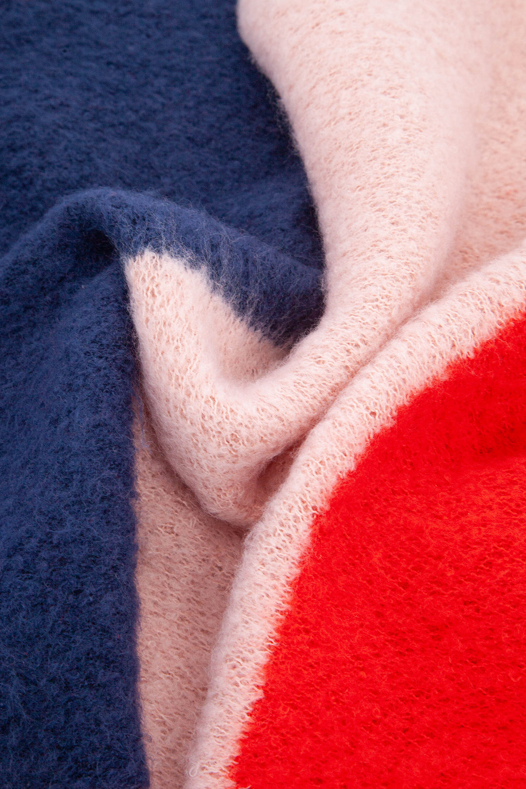 Colour-Block-Heavyweight-Scarf-in-Berry/Red