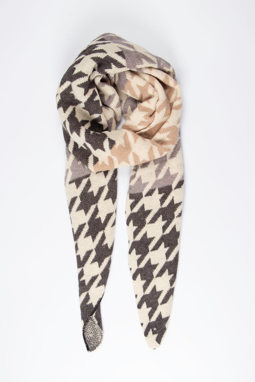 grey and cream houndstooth pattern winter scarf