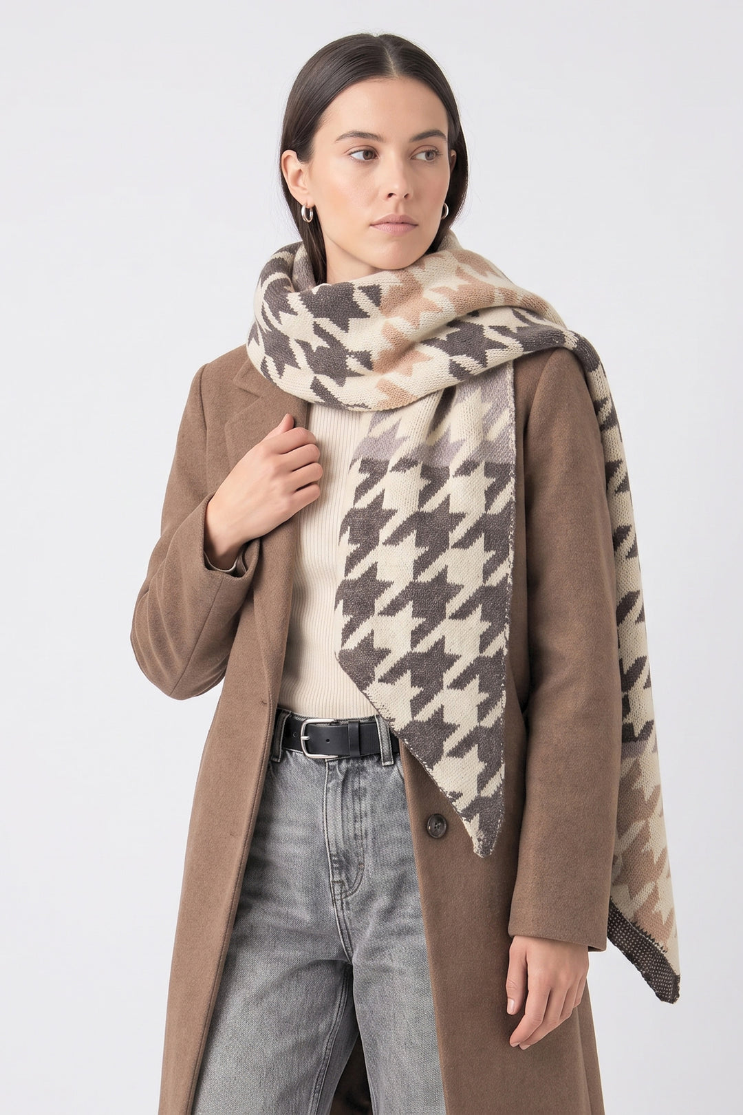 houndstooth-heavyweight-scarf-camel