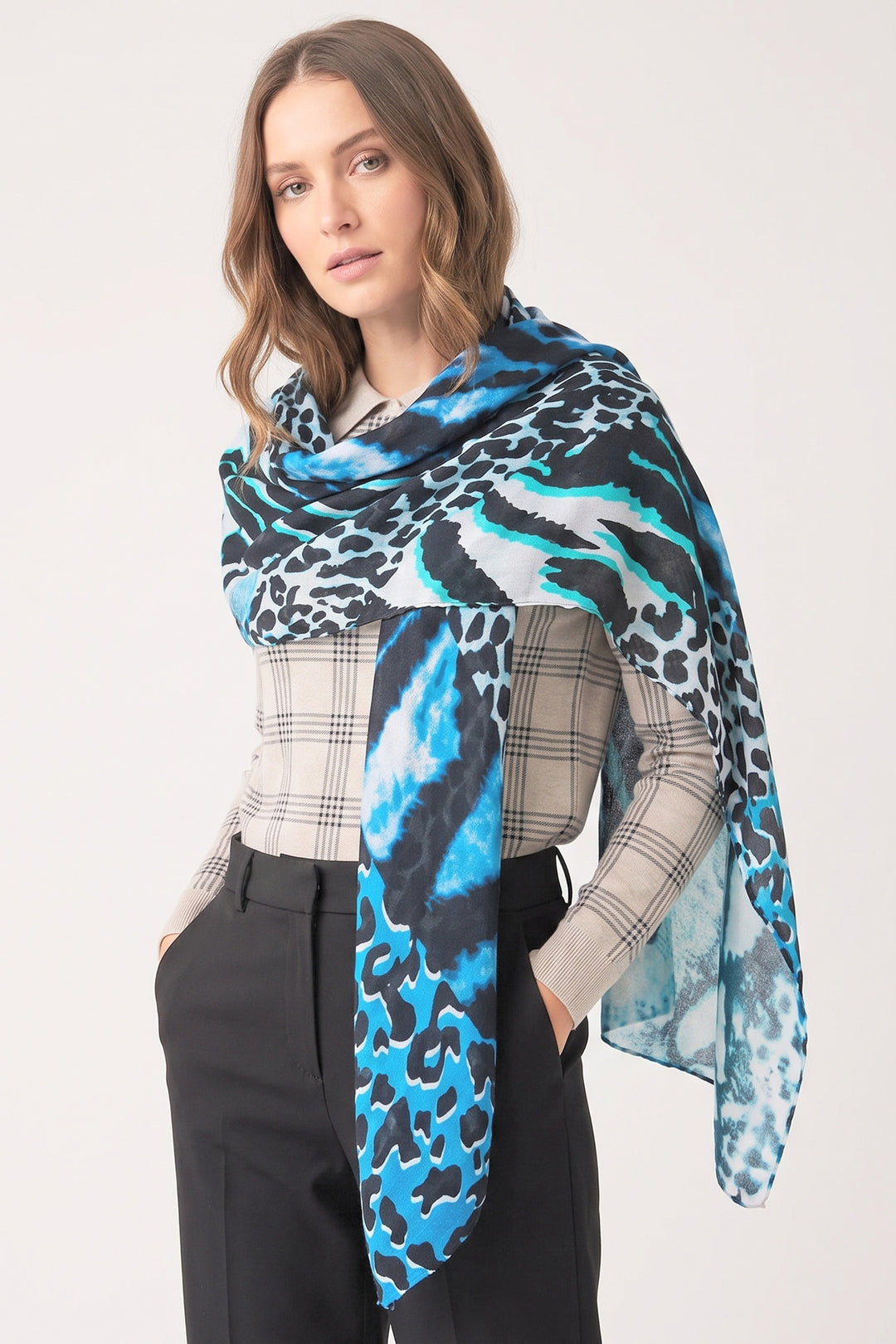 blue-animal-lightweight-scarf