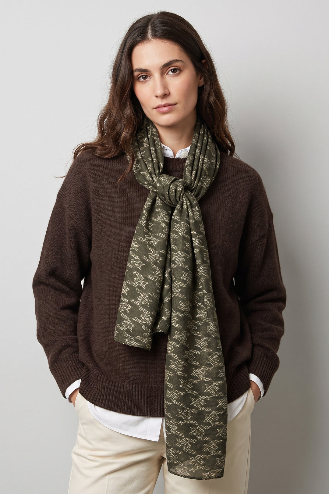 khaki-houndstooth-lightweight-scarf