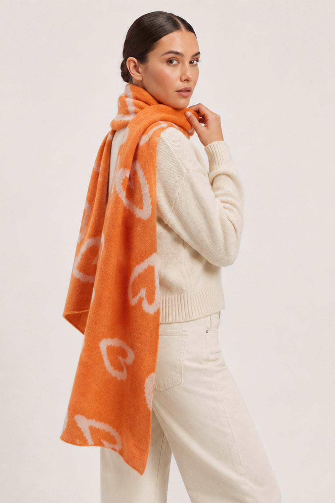 zuri-cream-orange-sketched-hearts-heavyweight-scarf-knitted
