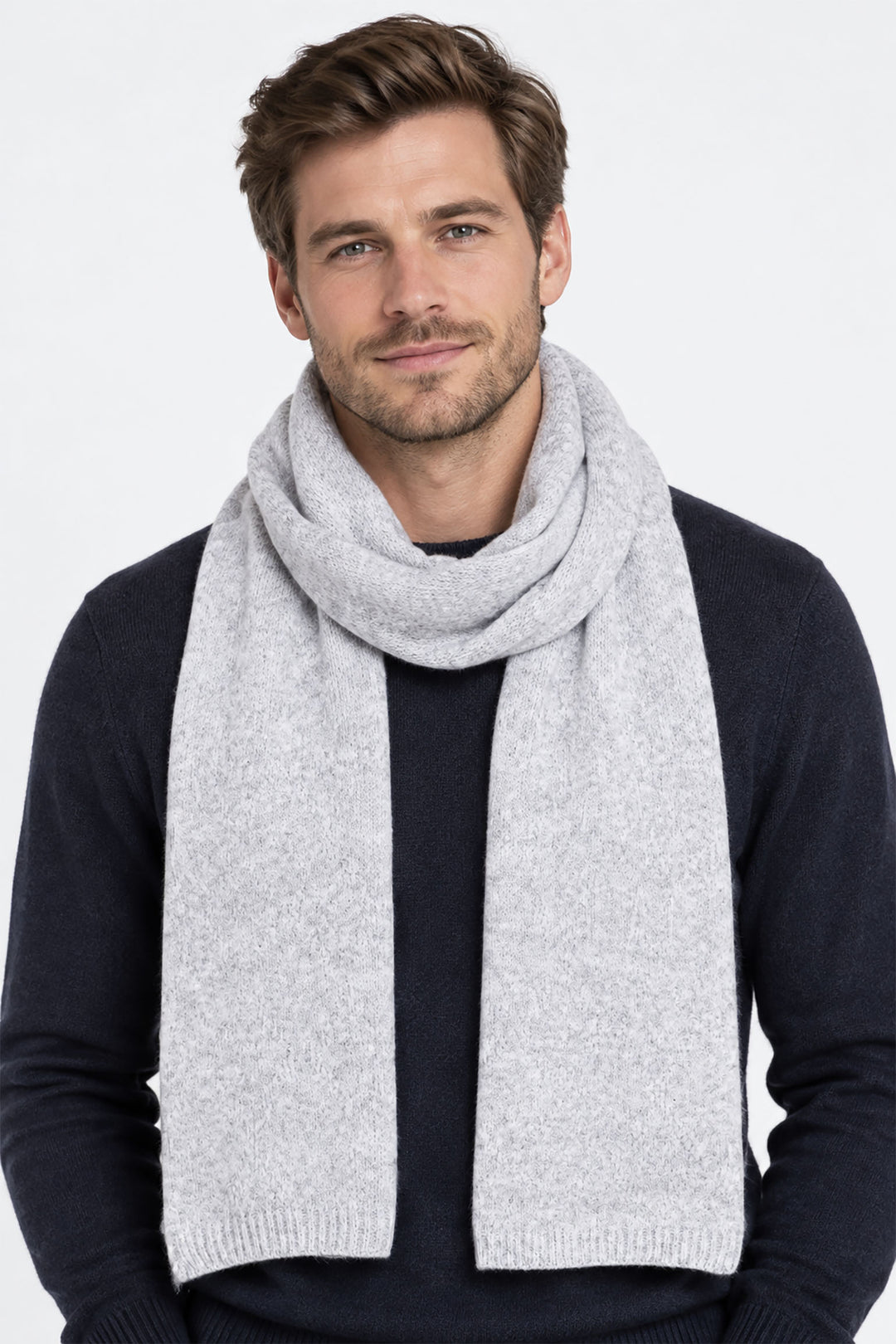 Plain-Men's-Wool-Blend-Heavyweight-Scarf-in-Grey