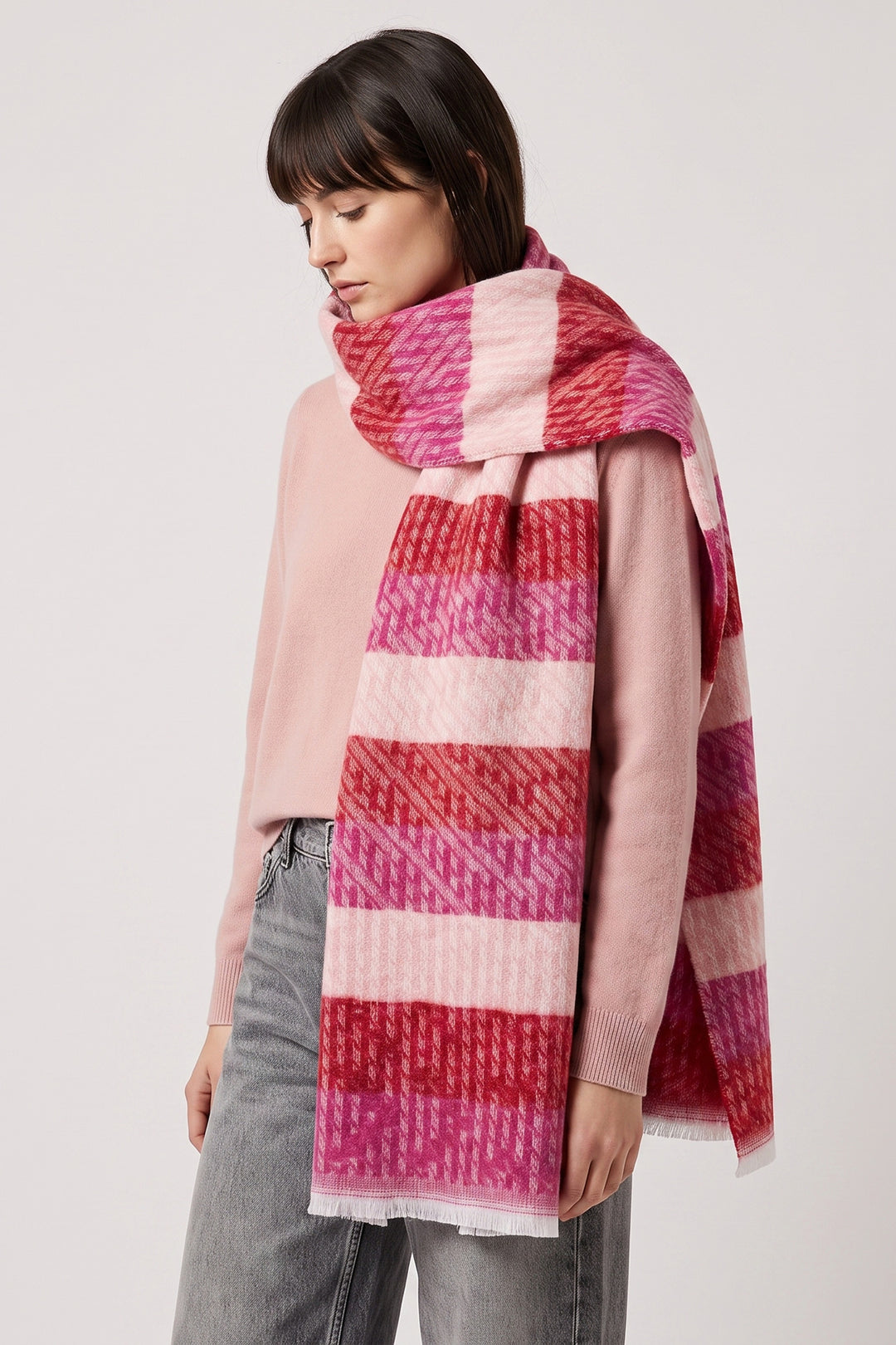 reed-red-pink-stripe-heavyweight-scarf-textured-appearance