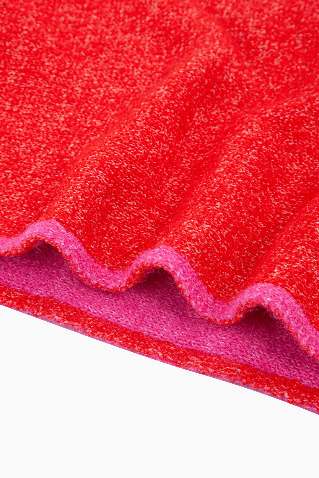Contrast Trim Triangle Heavyweight Scarf in Red/Pink