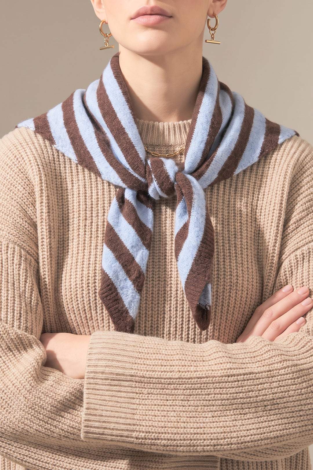Striped-Triangle-Heavyweight-Scarf-in-Brown/Blue