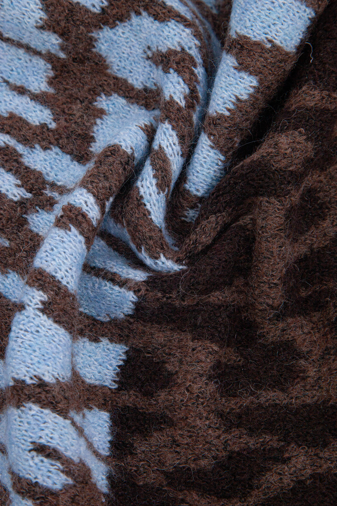 Colour-Block-Heavyweight-Scarf-in-Brown/Blue