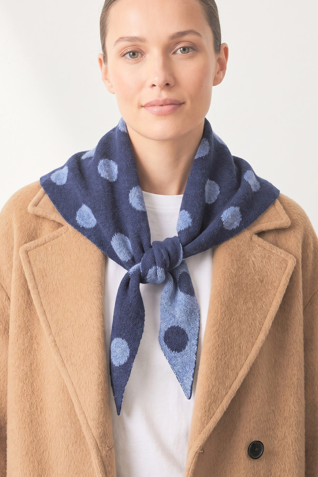 Spotted-Triangle-Heavyweight-Scarf-in-Navy/Denim