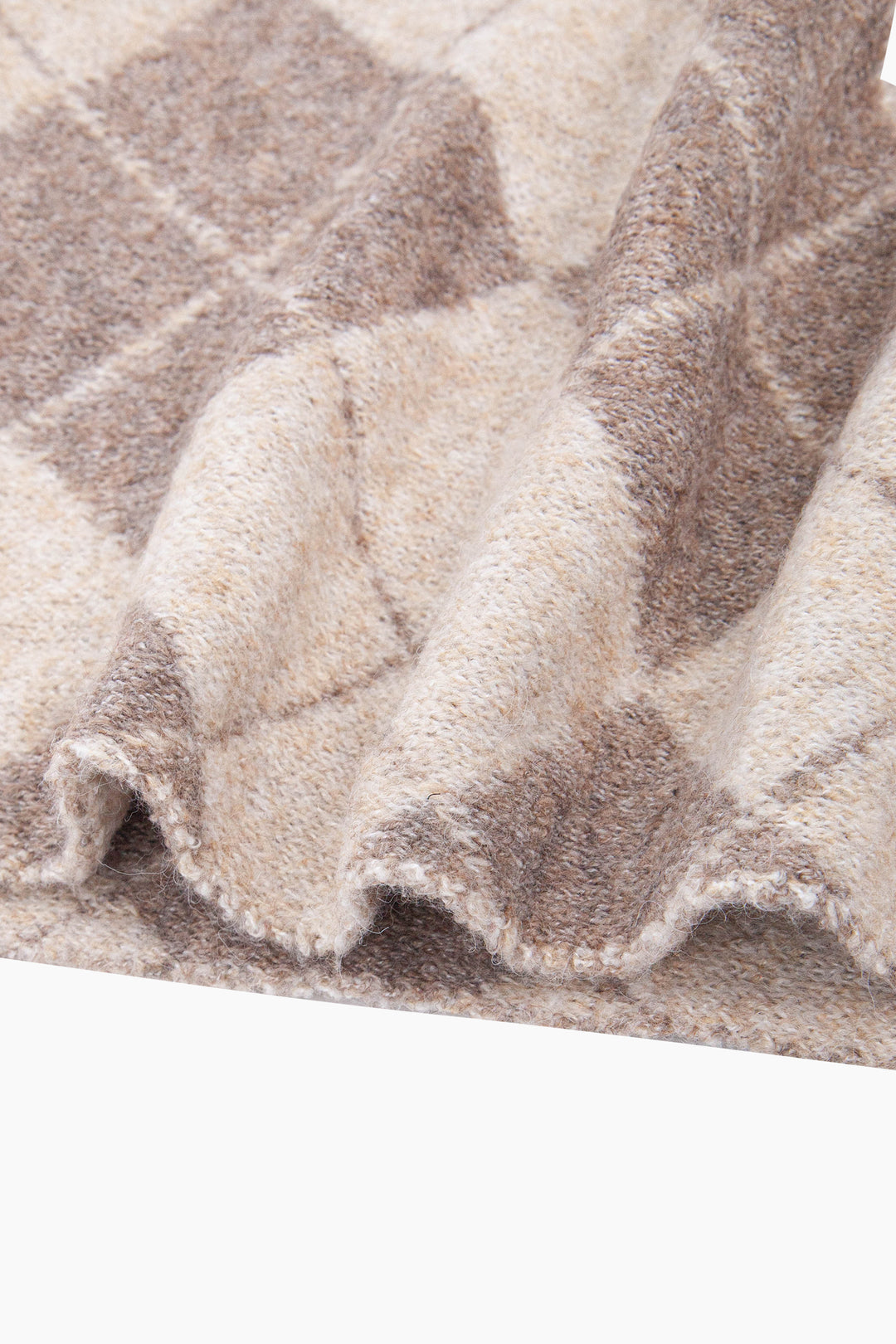 Traditional-Check-Triangle-Heavyweight-Scarf-in-Cream/Beige