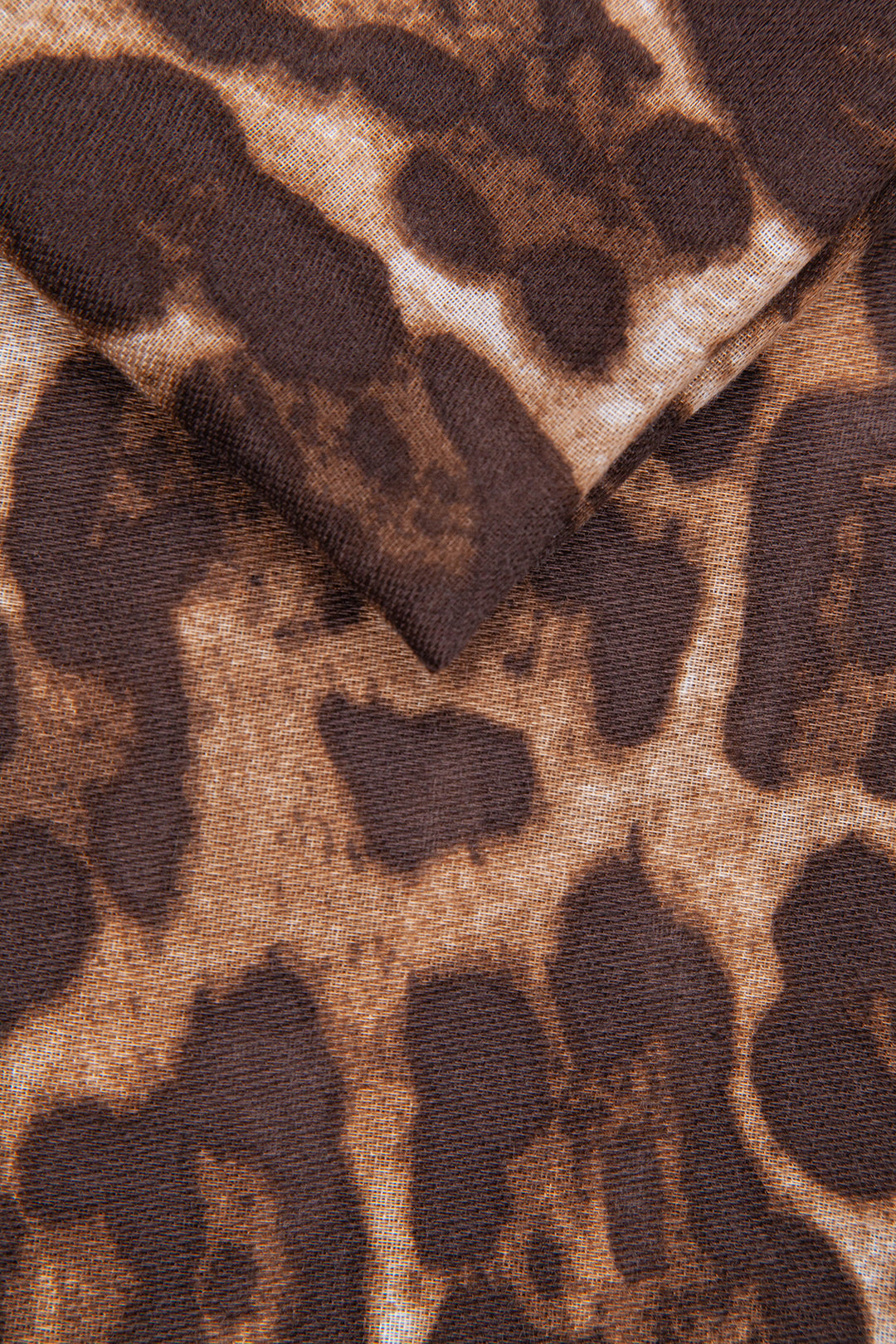 Natural Classic Leopard Print Scarf