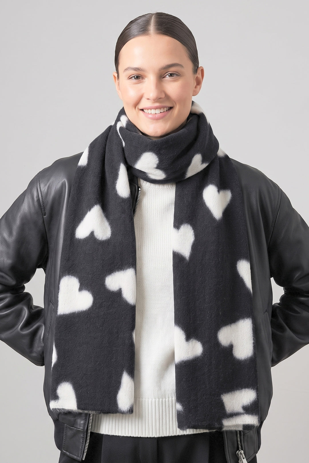 jessie-black-white-hearts-lightweight-scarf-valentines