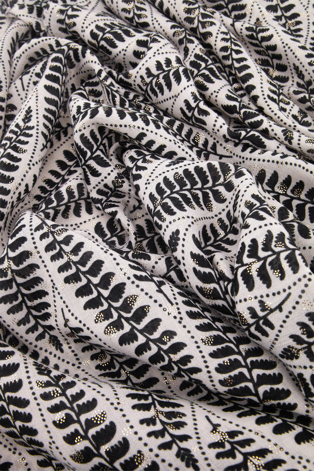 clover-cream-fern-leaf-lightweight-scarf-close-up-material-gold-foil