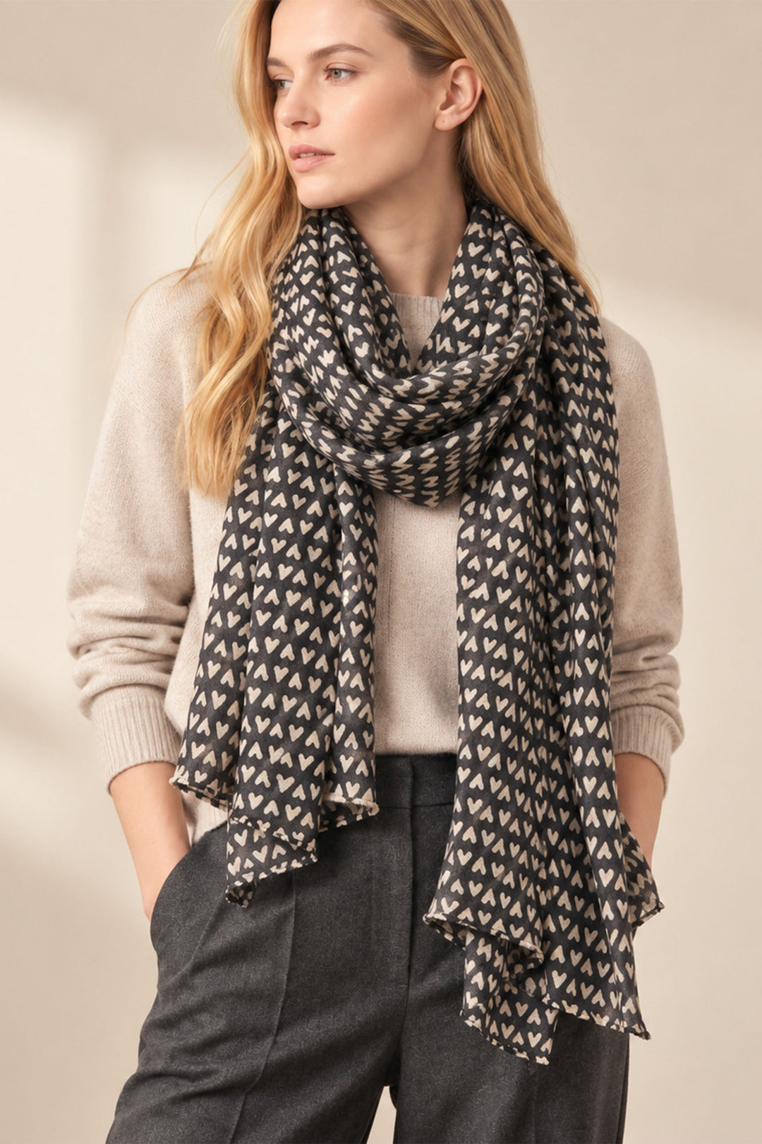 black-metallic-hearts-lightweight-scarf