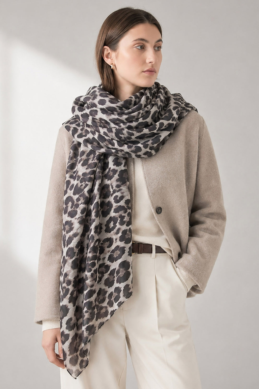 Large-Leopard-Print-Lightweight-Scarf-in-Grey