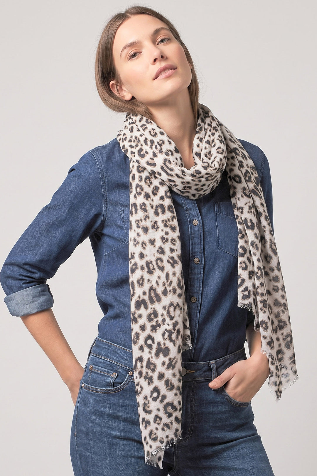 Sketched-Leopard-Print-Lightweight-Scarf-in-Cream