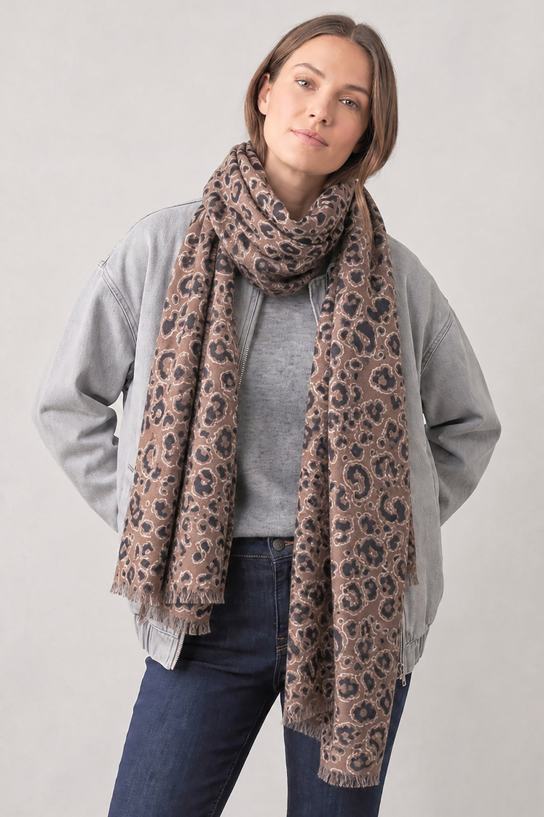 Sketched-Leopard-Print-Lightweight-Scarf-in-Khaki