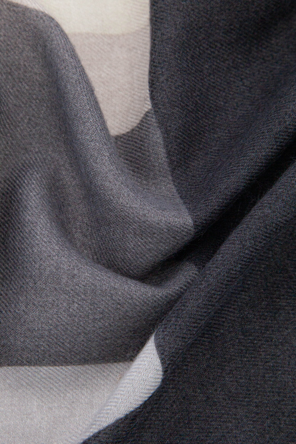 Geometric-Print-Lightweight-Scarf-in-Neutral