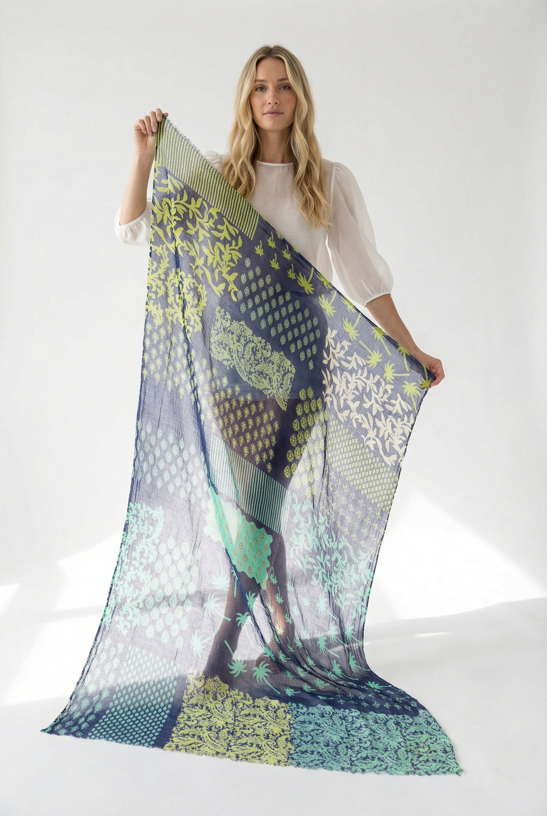 Palm-Tree-Print-Cotton-Lightweight-Scarf