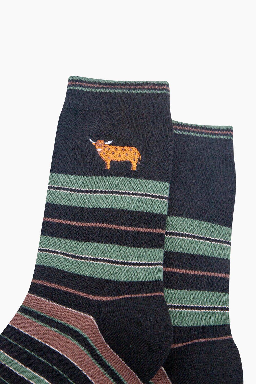 Highland-Cow-Combed-Cotton-Pattern-Embroidered-Socks-in-Black/Sage-Green-Close-Up