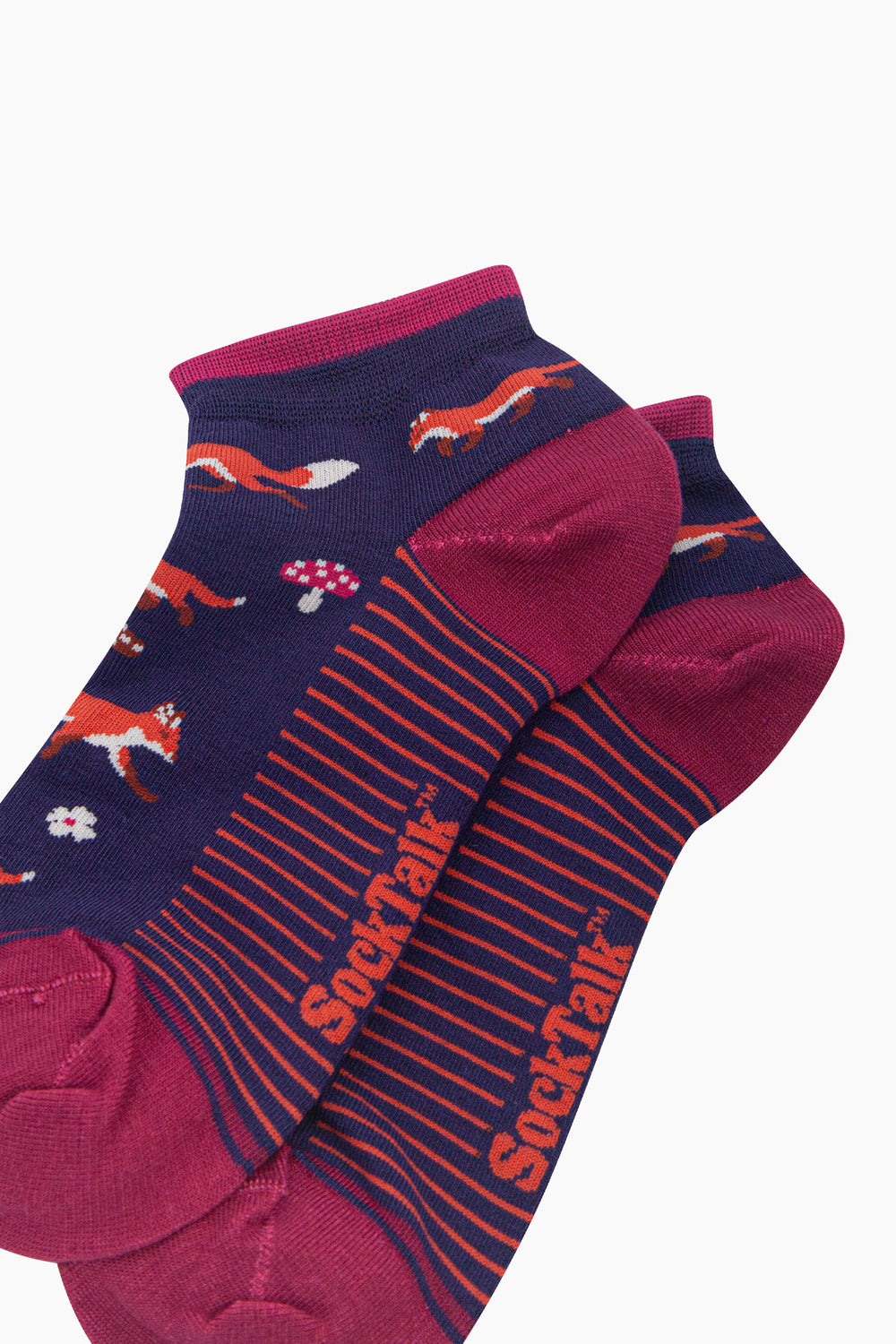 Fox-Women's-Bamboo-Trainer-Socks-in-Navy-Blue-Close-Up