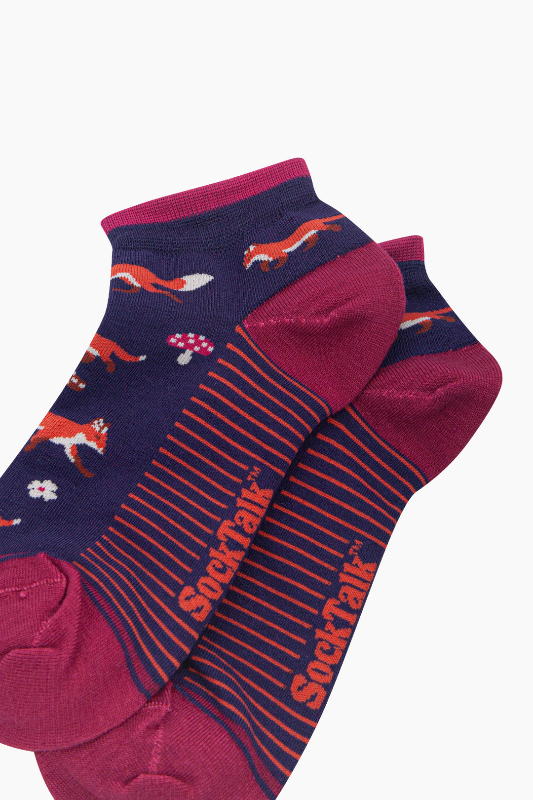Fox-Women's-Bamboo-Trainer-Socks-in-Navy-Blue-Close-Up