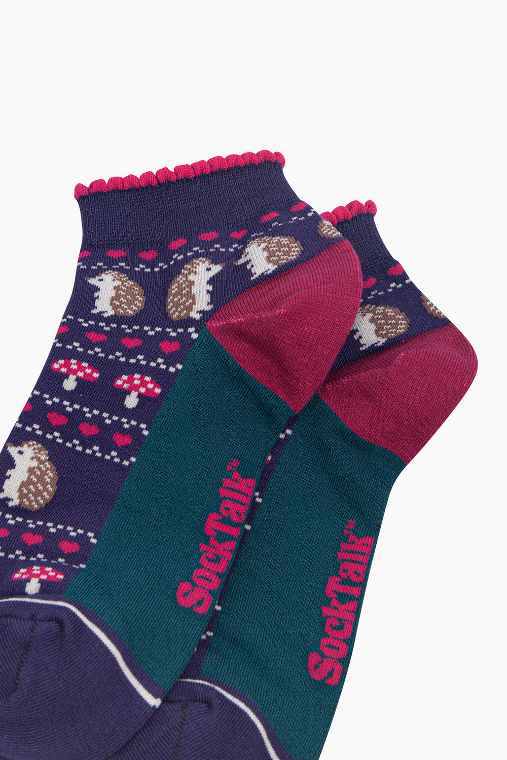 Hedgehog-Women's-Bamboo-Trainer-Socks-in-Navy-Blue-Close-Up
