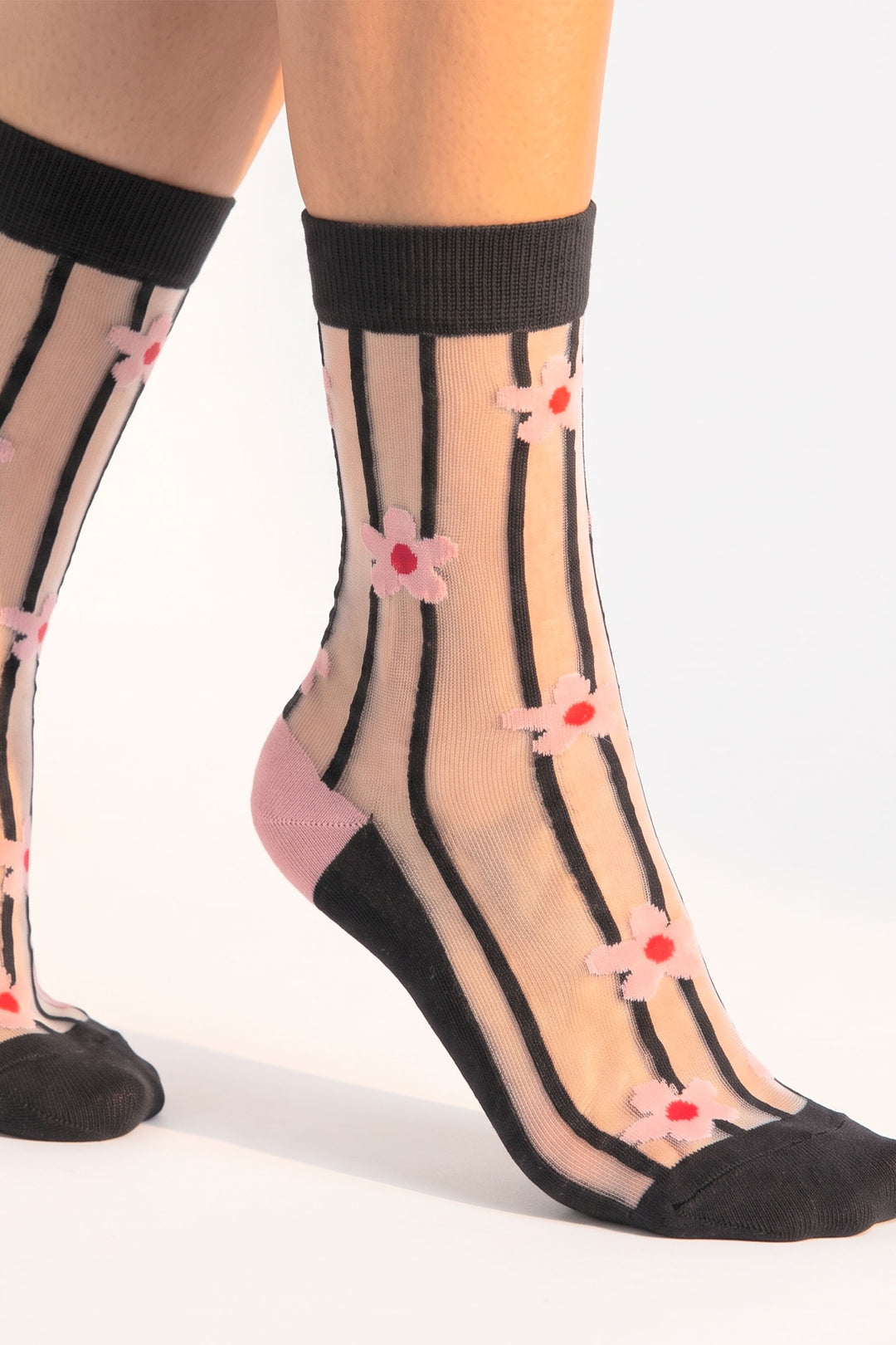 Stripe-&-Daisy-Sheer-Socks-in-Black/Pink