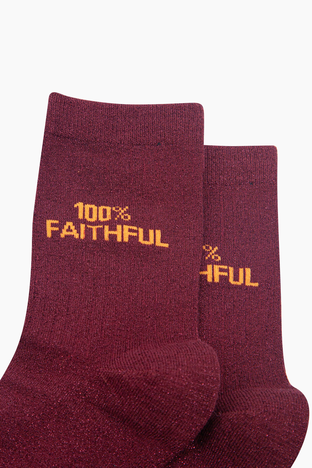 100%-Faithful-Combed-Cotton-Glitter-Socks-in-Wine-Close-Up