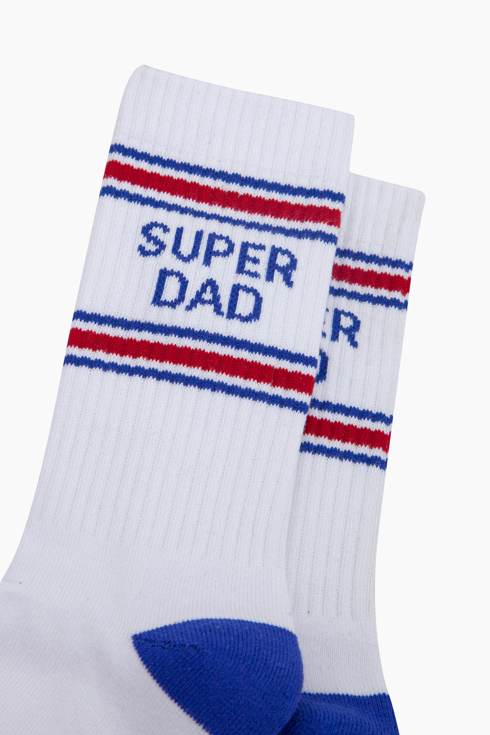 Super-Dad-Organic-Cotton-Sports-Socks-in-White-Closeup
