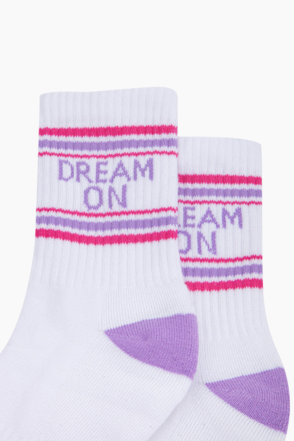 Dream-On-Organic-Cotton-Sports-Socks-in-White/Lilac-Close-Up