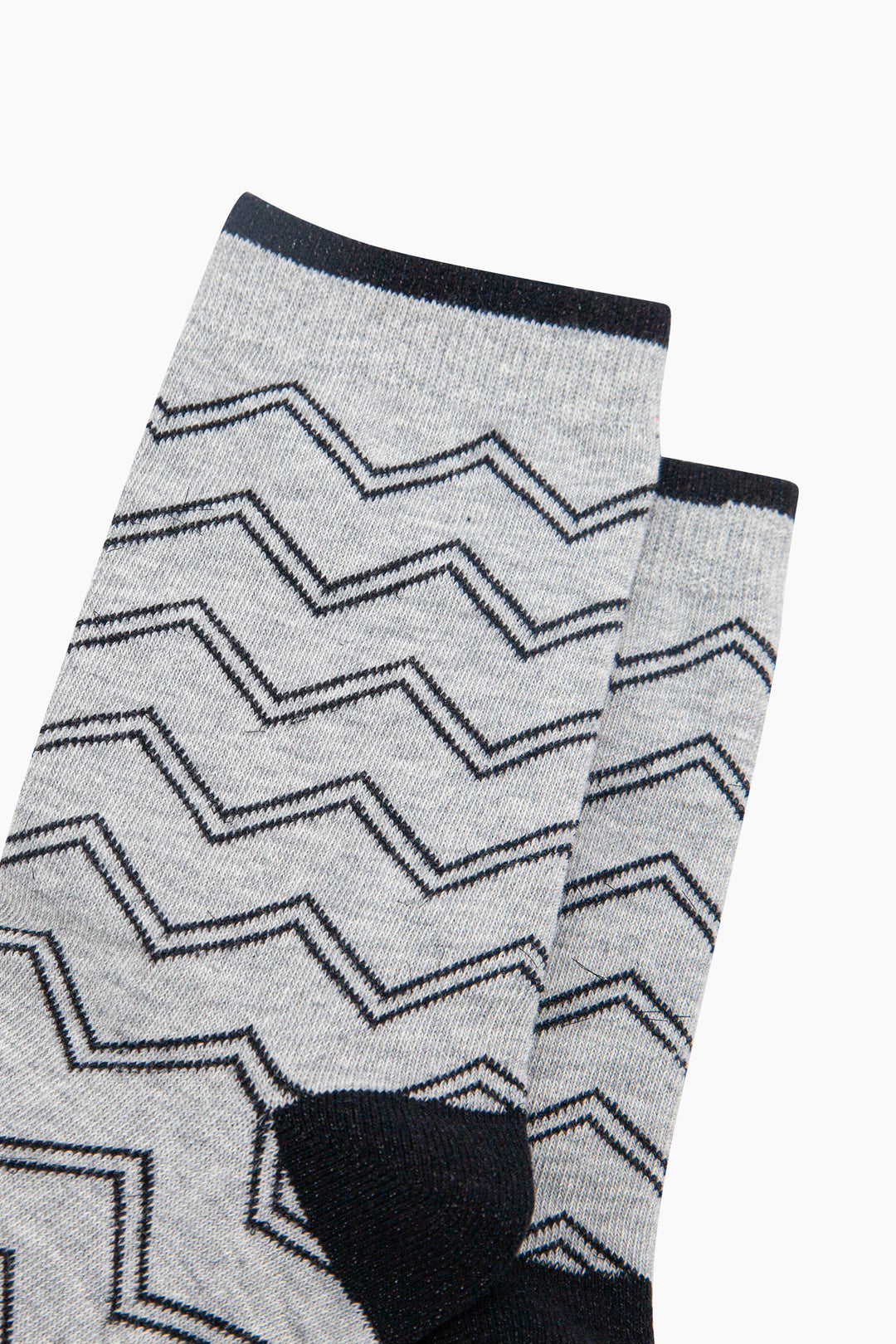 Zig-Zag-Combed-Cotton-Glitter-Socks-in-Grey-Closeup