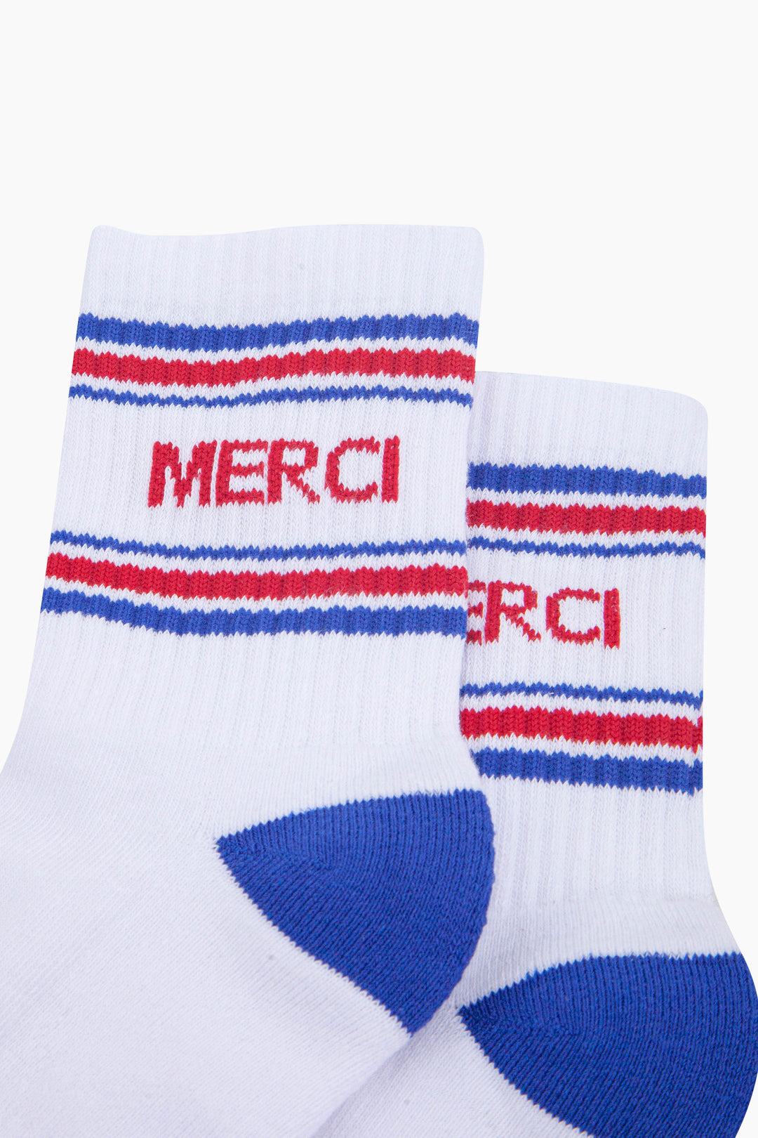 Merci-Organic-Cotton-Sports-Socks-in-White/Blue-Close-Up
