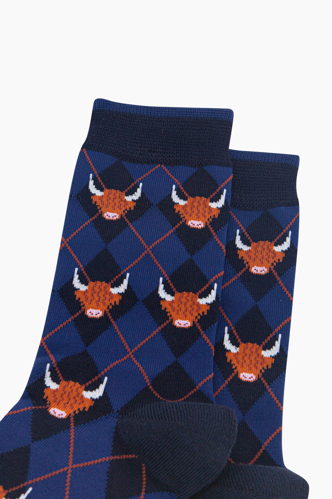 Highland-Cow-Argyle-Men's-Bamboo-Socks-in-Navy-Blue-Close-Up