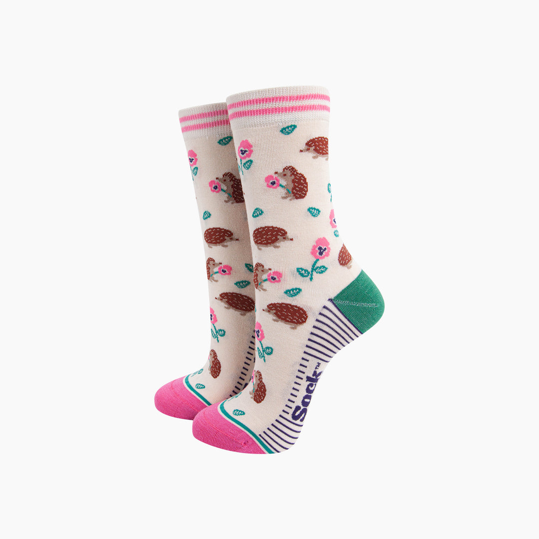 Hedgehog-Floral-Bamboo-Socks-in-Cream-Mannequin