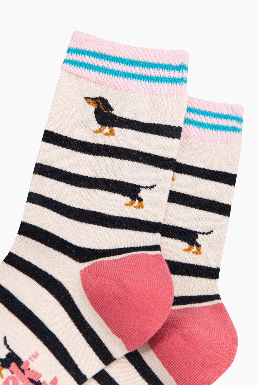 Winding-Sausage-Dog-Bamboo-Socks-in-Cream-Close-Up