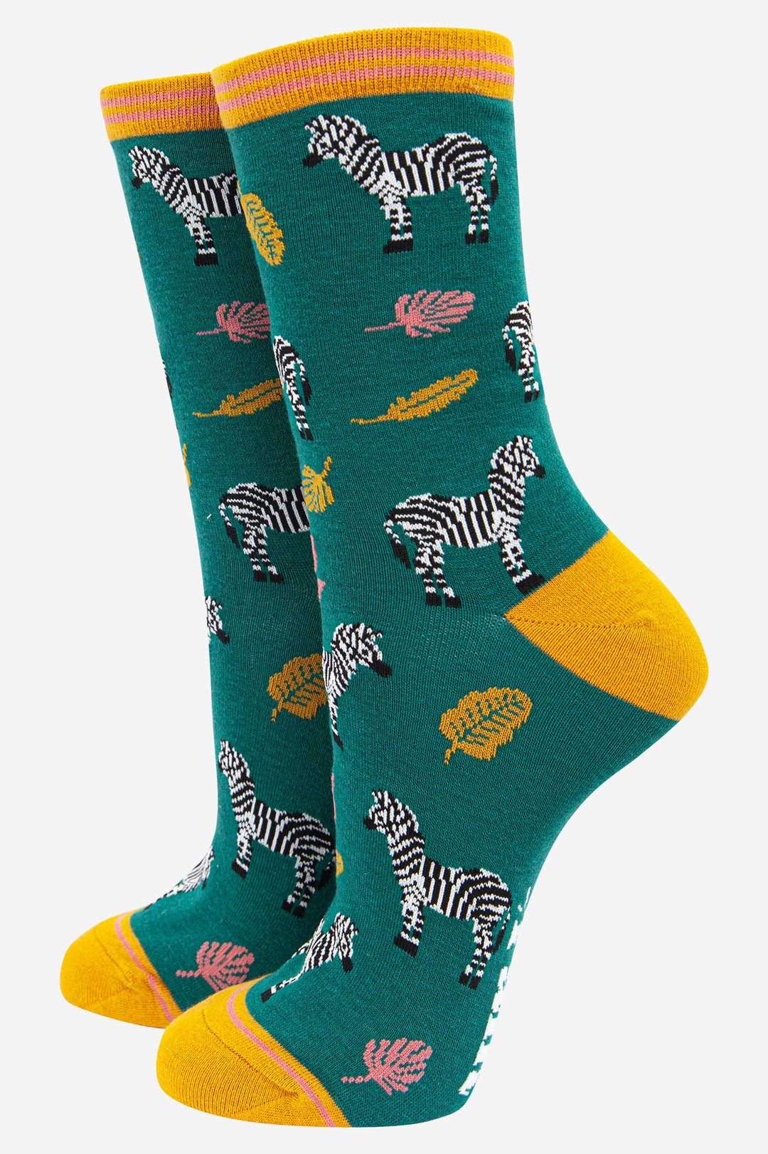 green and yellow bamboo ankle socks featuring an all over pattern ofzebras and leaves